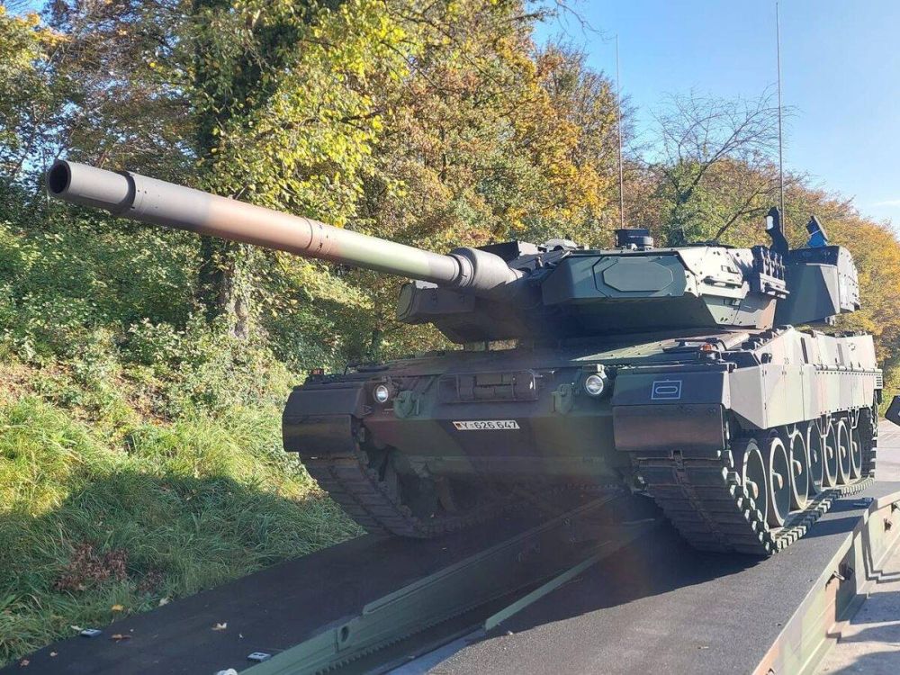  : 29             Leopard 2,        TROPHY  