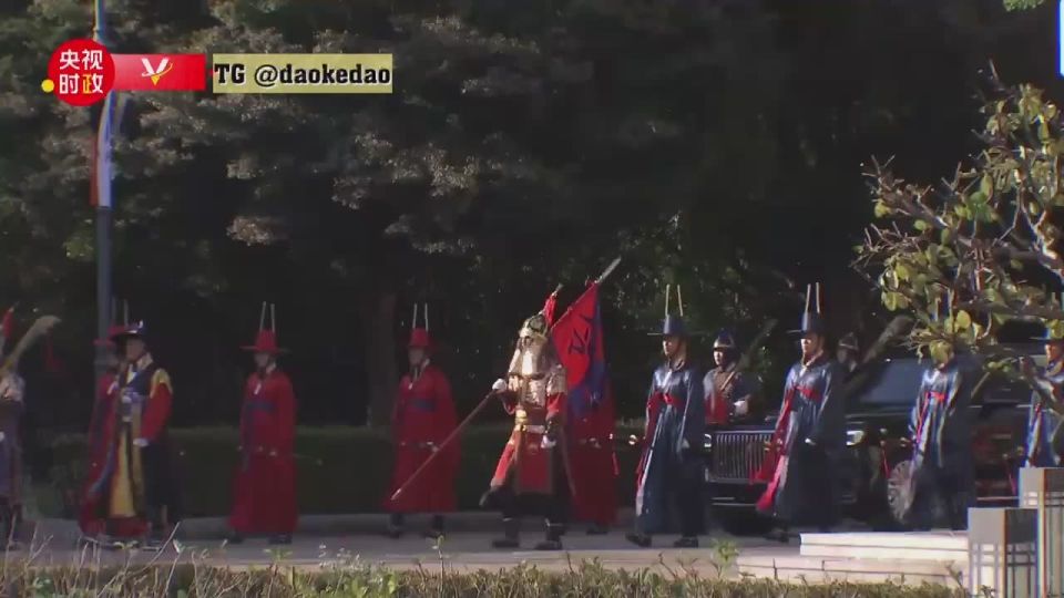 Президент Южной Кореи Ли Чжэ Мён и председатель КНР Си Цзиньпин провели переговоры в музее Кёнджу