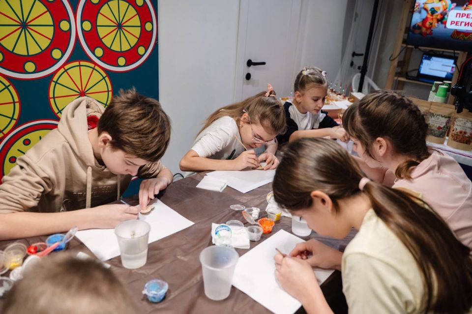 Дмитрий Миляев: В Универмаге тульских брендов отметили День народного единства