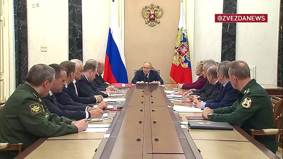 Полное видео оперативного совещания с постоянными членами Совбеза и главные заявления