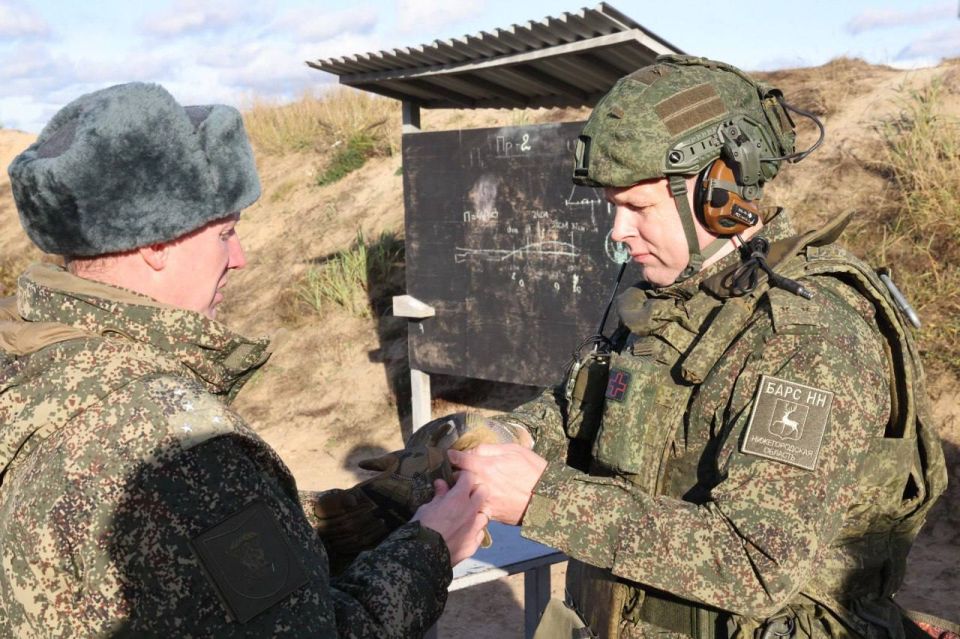 Замгубернатора Нижегородской области Андрей Гнеушев написал в своем Telegram, что стал резервистом в отряде "Барс-НН"