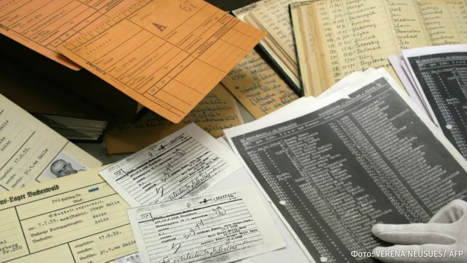 Польша добилась отмены в ФРГ аукциона по продаже предметов времен Холокоста