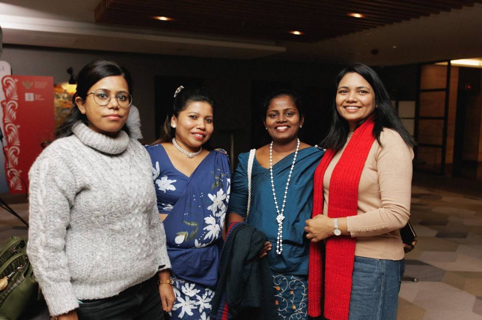             ,  150       17    -      