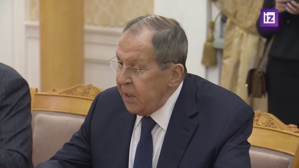 Глава МИД РФ Сергей Лавров проводит переговоры с главой МИД Пакистана Мухаммадом Исхаком Даром