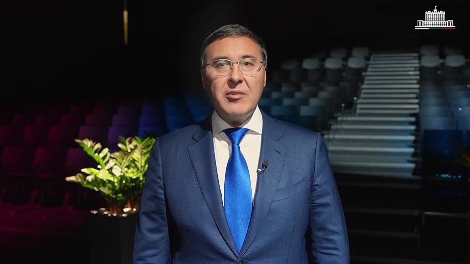 Валерий Фальков поздравил преподавателей университетов с профессиональным праздником