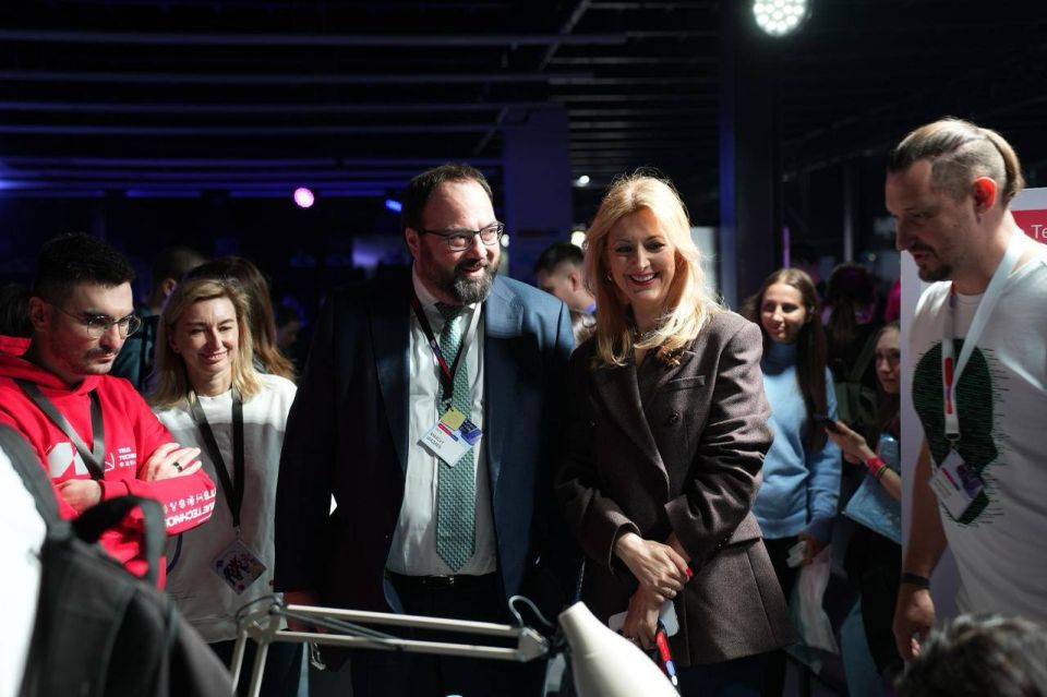              TrueTech Champ:     ,       ...