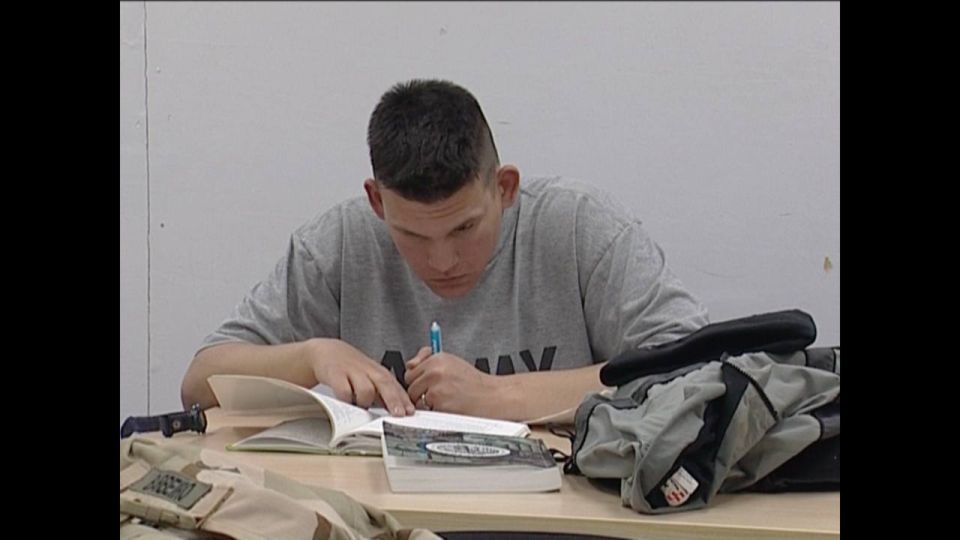 Александр Сладков: В Афганистане, в 2006, когда работал в армии США, я лично присутствовал на занятиях по дистанционному обучению Александр Сладков: В Афганистане, в 2006, когда работал в армии США, я лично присутствовал на занятиях по дистанционному обучению