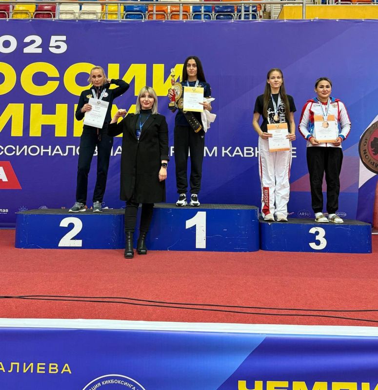  : #.     !       ,      700    