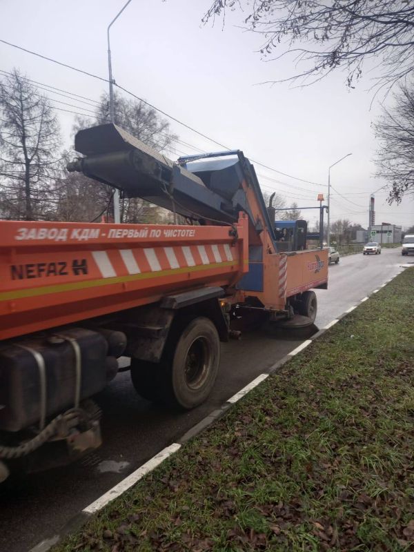 Новомосковское «Дорожное хозяйство» работает в усиленном режиме Новомосковское «Дорожное хозяйство» работает в усиленном режиме