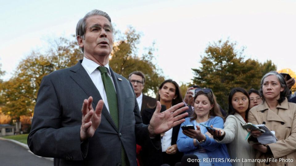 "США и КНР всегда будут соперниками — и это естественно": такое заявление сделал американский министр финансов Скотт Бессент, комментируя будущие отношения Вашингтона и Пекина