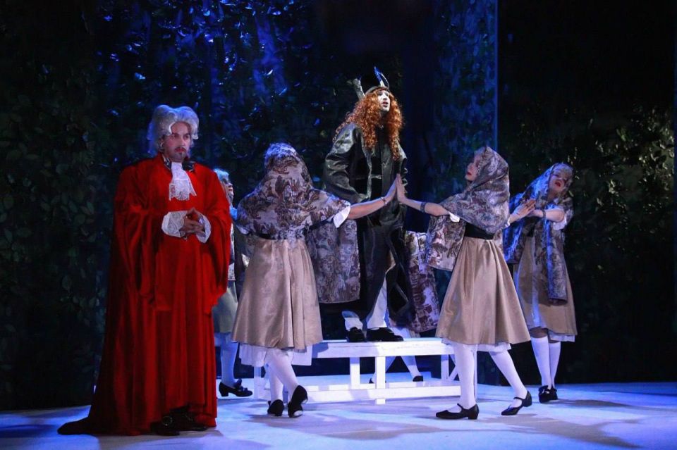  :        .     X        .   