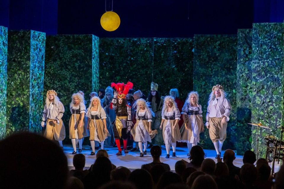  :        .     X        .   