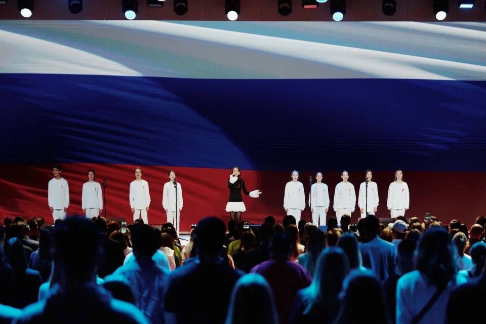 Дмитрий Миляев: #ВфокусеНАЦПРОЕКТЫ. Тульская область закрепила лидерство в рейтинге по развитию молодежного предпринимательства Об этом стало известно на итоговом мероприятии программ «Росмолодёжь. Предпринимай» и... Дмитрий Миляев: #ВфокусеНАЦПРОЕКТЫ. Тульская область закрепила лидерство в рейтинге по развитию молодежного предпринимательства Об этом стало известно на итоговом мероприятии программ «Росмолодёжь. Предпринимай» и...