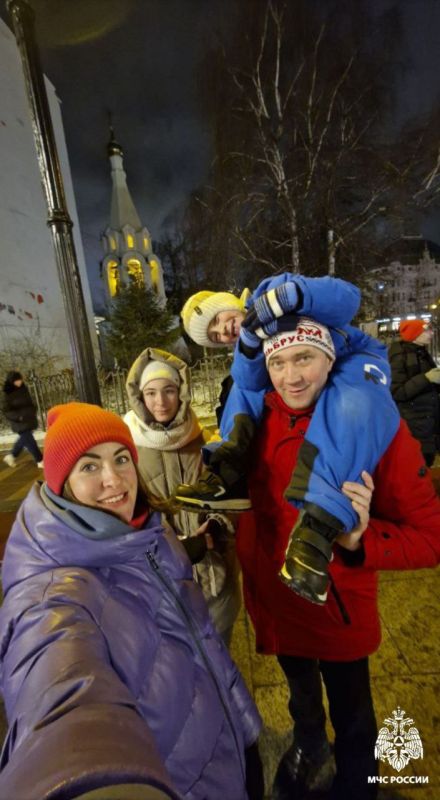 #.      - ,                   5 -    