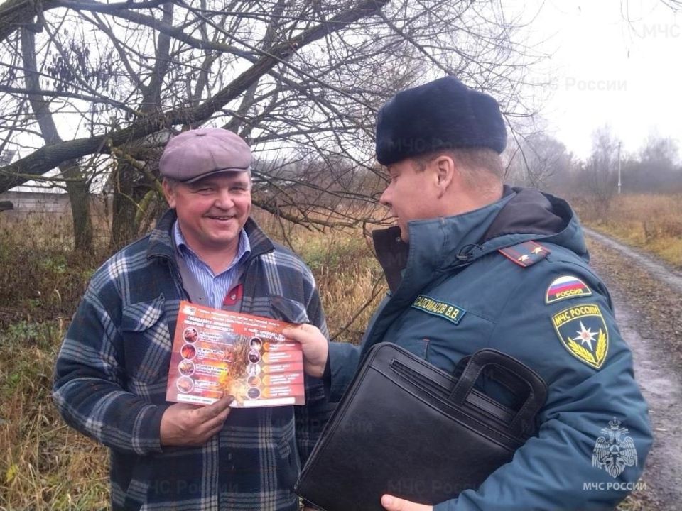 Знакомство с профессией, общее дело с педагогами и профилактические беседы с жителями Знакомство с профессией, общее дело с педагогами и профилактические беседы с жителями