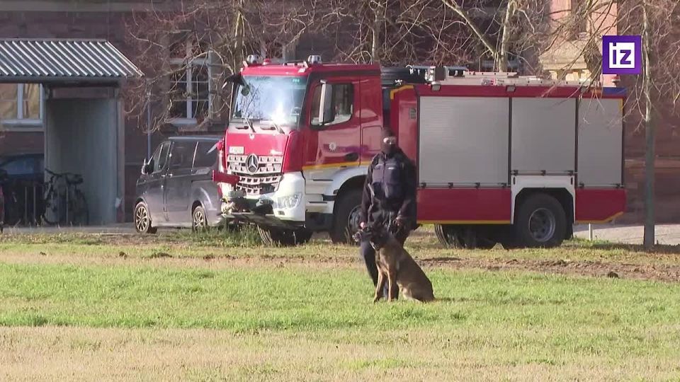     &quot;&quot;        ,    &quot; &quot;