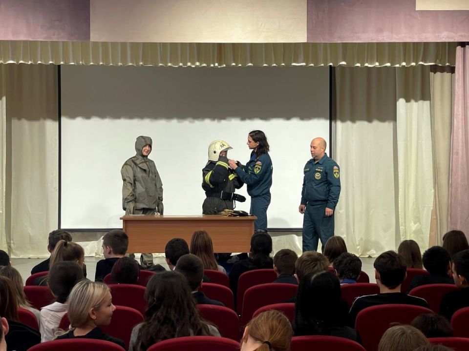 Жителей Тульской области обучили реагированию на экстремальные ситуации Жителей Тульской области обучили реагированию на экстремальные ситуации