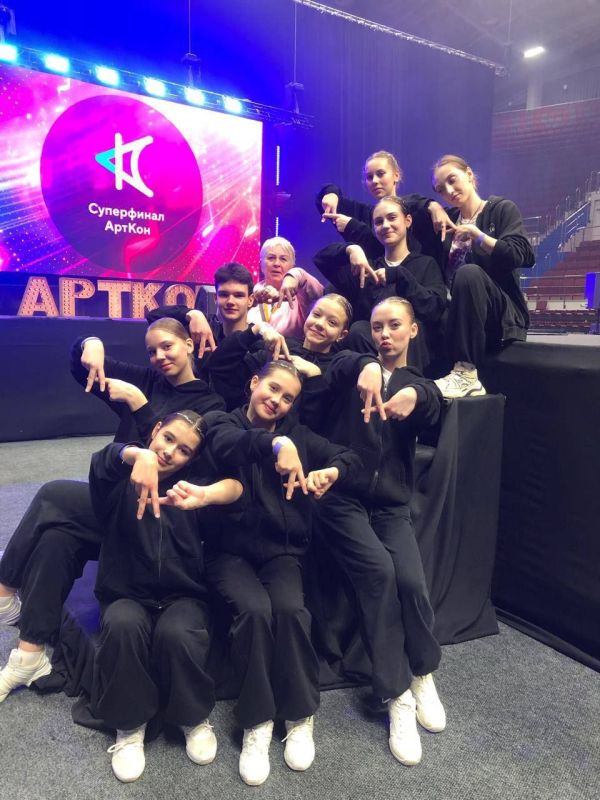 Наши фигуристы возвращаются с победой!