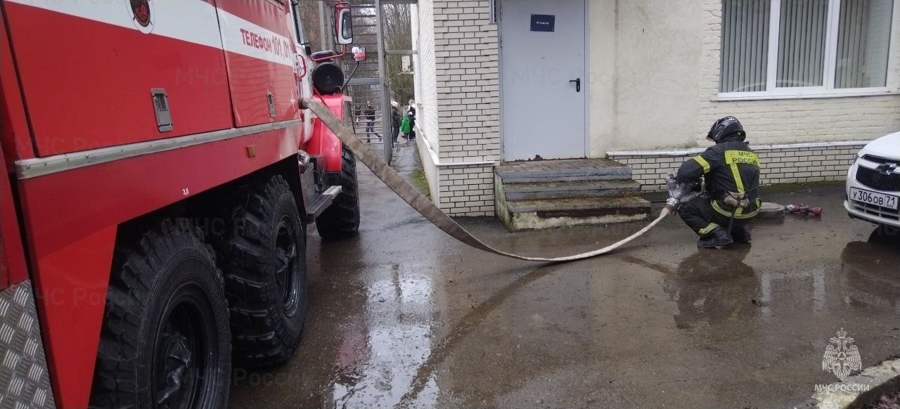 В Щекинской детской больнице спасатели провели учения