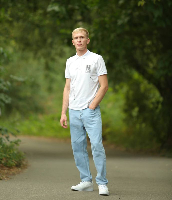 Всем привет! С вами Александр Ромашов и проект «Музыка для СВОих» при поддержке Telegram-канала «Мир Михаила Онуфриенко»