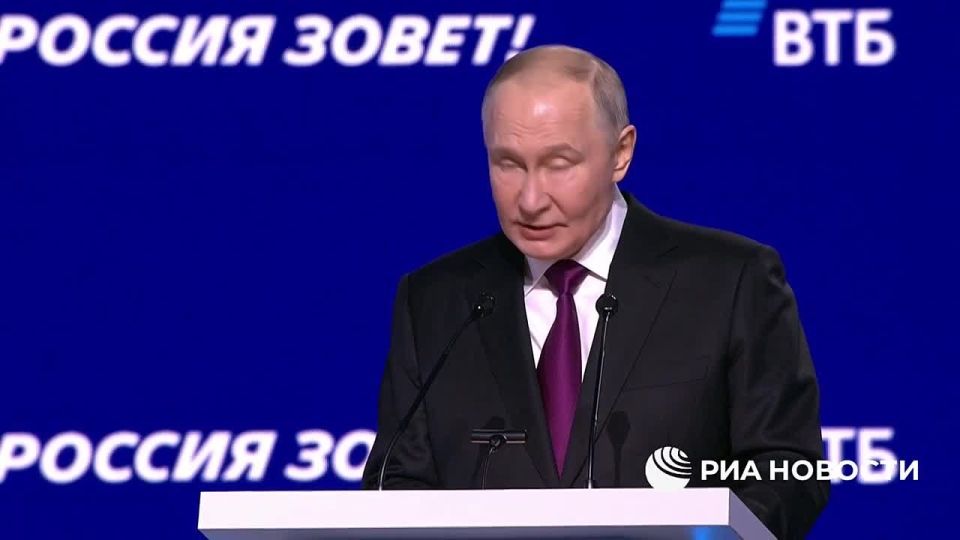 Годовая инфляция в России к концу декабря будет ниже 6%, меньше прогнозов, заявил Путин