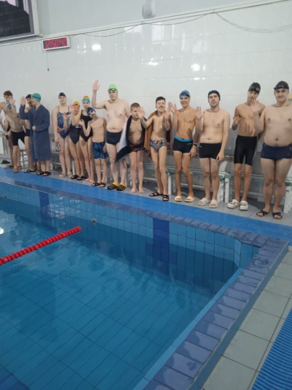 В бассейне "ДЮСШ № 1" прошёл спортивный праздник "Весёлый дельфин" среди детей-инвалидов и лиц с ограниченными возможностями здоровья