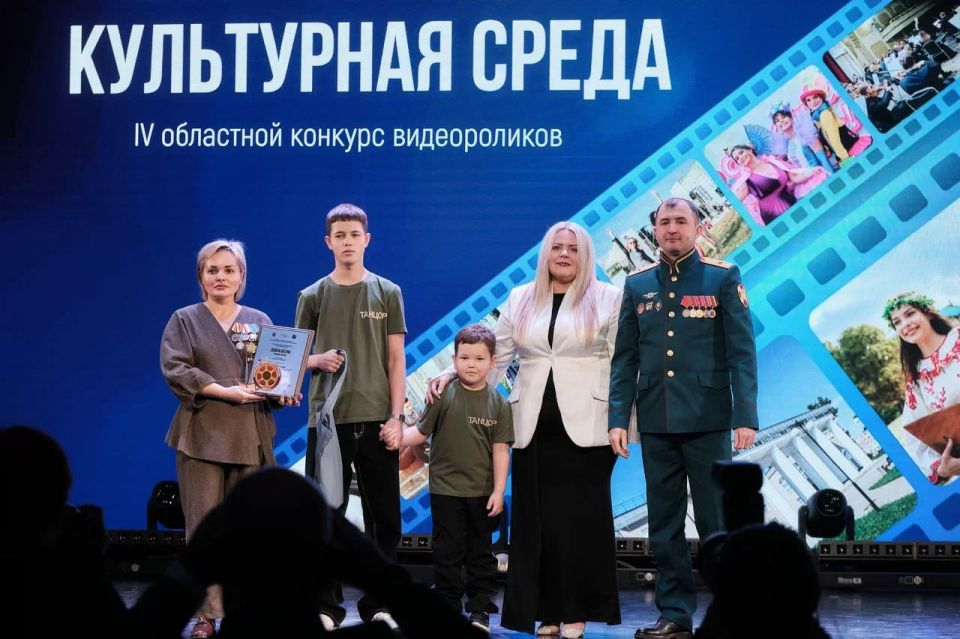 Новомосковские творческие коллективы — в числе лидеров IV областного конкурса «Культурная среда»!