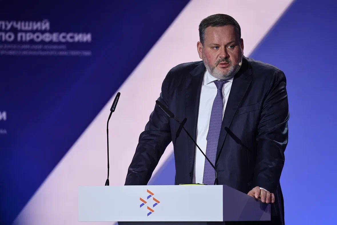 Сергей Кравцов: В этом году в колледжи и техникумы зачислено порядка 1,3 млн студентов Сергей Кравцов: В этом году в колледжи и техникумы зачислено порядка 1,3 млн студентов