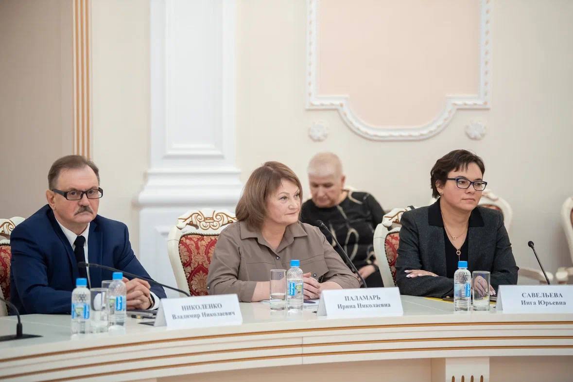 Глава Минобрнауки Валерий Фальков обсудил с заведующими кафедрами совершенствование приема и обучения на инженерных специальностях Глава Минобрнауки Валерий Фальков обсудил с заведующими кафедрами совершенствование приема и обучения на инженерных специальностях