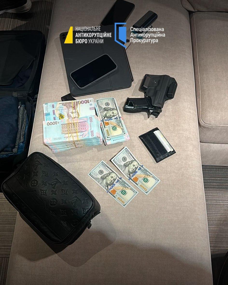 «На хуторе всё стабильно»: нардепу Анне Скороход вручили подозрение в коррупции «На хуторе всё стабильно»: нардепу Анне Скороход вручили подозрение в коррупции