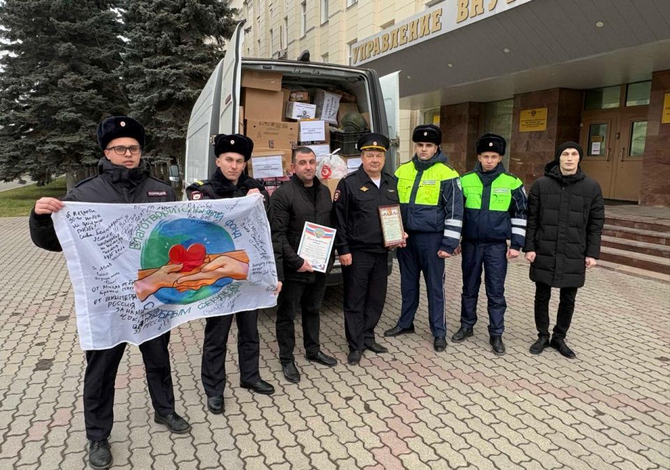 Тульские полицейские присоединились к акции «Полиция - армии»