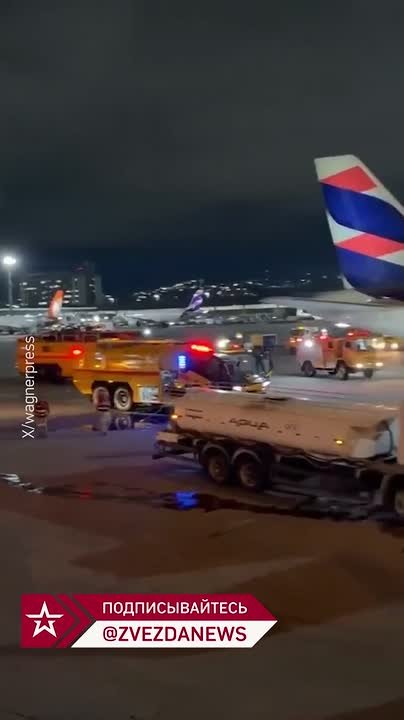 Тележка для багажа едва не спалила самолет в Бразилии