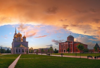 Минобороны России:. В течение прошедшей ночи в период с 23.00 мск 4 декабря до 7.00 5 декабря дежурными средствами ПВО перехвачен и уничтожен 41 украинский беспилотный летательный аппарат самолетного типа: 9 БПЛА – над...