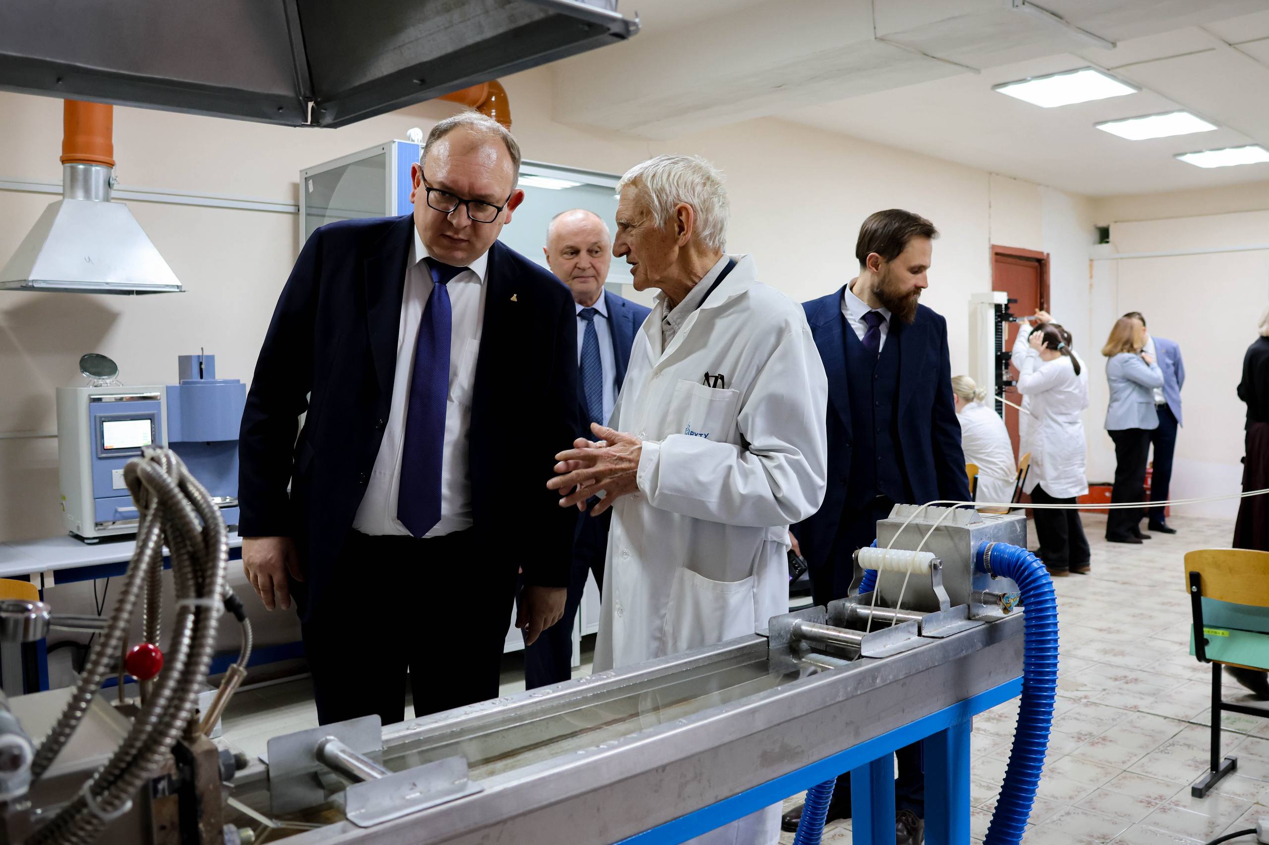 Руслан Бутов: Встретились с ректором Российского химико-технологического университета имени Д.И. Менделеева Сергеем Филатовым Руслан Бутов: Встретились с ректором Российского химико-технологического университета имени Д.И. Менделеева Сергеем Филатовым