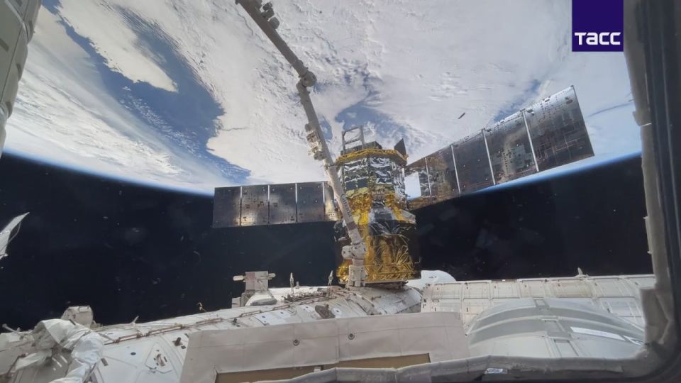 Впервые за 25 лет работы МКС все 8 стыковочных узлов станции заняты кораблями, сообщило ТАСС