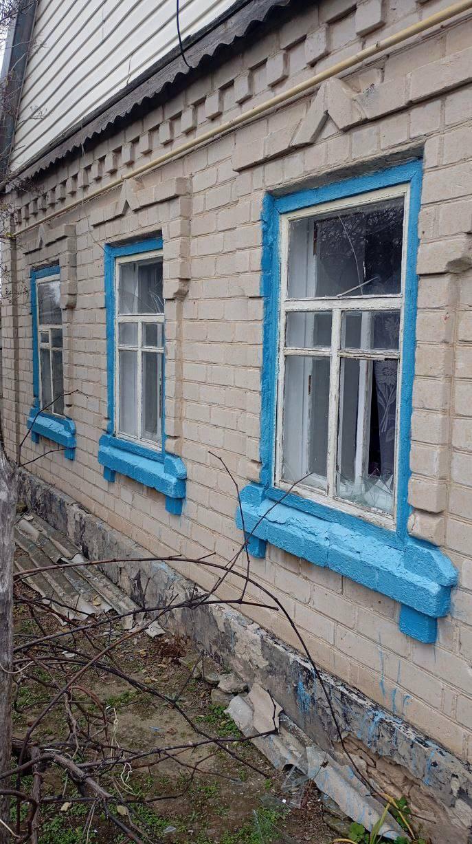 Два мирных жителя пострадали после атаки украинского дрона на частный дом в Запорожской области, сообщил губернатор Евгений Балицкий Два мирных жителя пострадали после атаки украинского дрона на частный дом в Запорожской области, сообщил губернатор Евгений Балицкий