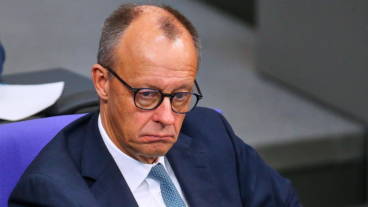 "Паршивый пьяница" и "маленький нацист": Фридрих Мерц подал почти 5000 заявлений по фактам оскорблений в свой адрес, пишет Welt