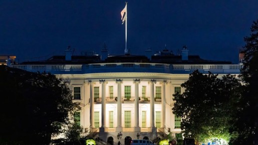 Исключение России из числа "прямых угроз" США в новой стратегии нацбезопасности — позитивный шаг, заявил Дмитрий Песков