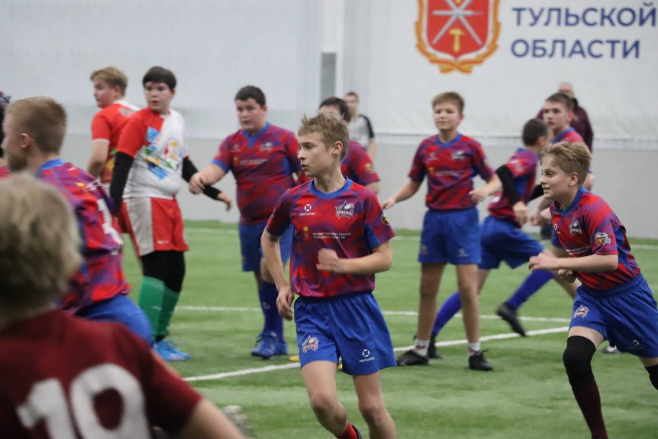 Дмитрий Миляев: #Нашасилавспорте. Сегодня в Центре игровых видов спорта прошел захватывающий Фестивале по регби, приуроченный ко Дню Героев Отечества 25 команд — 350 участников! Юные таланты из Тулы, Ступино, Москвы... Дмитрий Миляев: #Нашасилавспорте. Сегодня в Центре игровых видов спорта прошел захватывающий Фестивале по регби, приуроченный ко Дню Героев Отечества 25 команд — 350 участников! Юные таланты из Тулы, Ступино, Москвы...