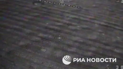 Российские подразделения ВДВ выбивают противника из опорных пунктов при содействии БПЛА, рассказал РИА Новости офицер 11-й гвардейской отдельной десантно-штурмовой бригады с позывным "Курьер"