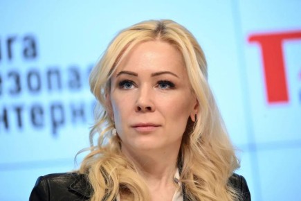 Олег Царёв: Кстати летом 2024 года сама Мизулина, сейчас сочувствующая детям и родителям, сама писала в МВД просьбы о проверке платформы