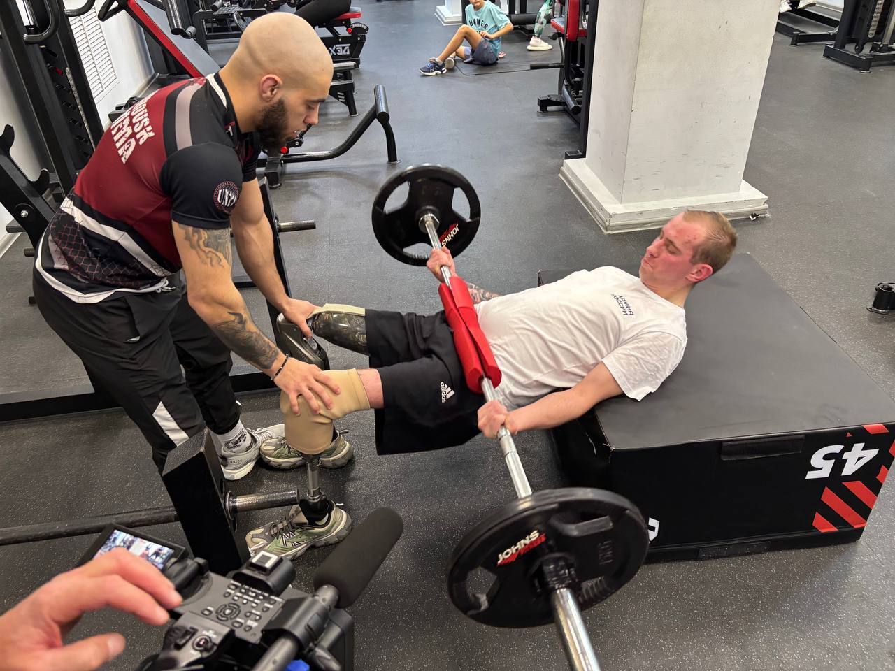 Руслан Бутов: Время быть сильным: новомосковец Николай Никифоров - человек с железными ногами и стальной волей к победе! Руслан Бутов: Время быть сильным: новомосковец Николай Никифоров - человек с железными ногами и стальной волей к победе!