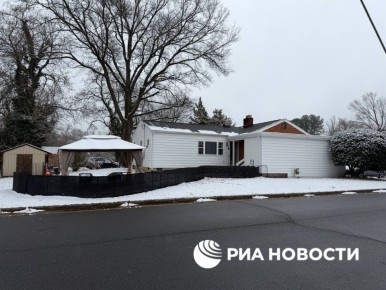 Жена Артема Колюбаева, давнего соратника Андрея Ермака, покинувшего пост главы офиса президента Украины на фоне крупного коррупционного скандала, зарегистрировала ювелирную компанию премиум-класса Ekajewels Company LLC в...