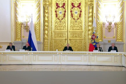 Владимир Путин поручил утвердить программу развития опорных населенных пунктов в кратчайшие сроки