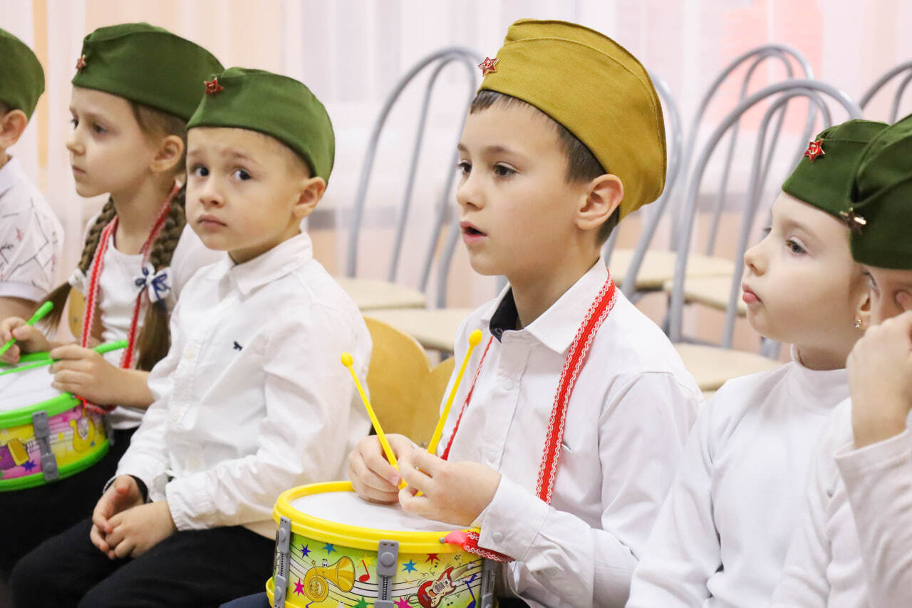 В детском саду № 40 прошёл фестиваль военной песни в День Героев Отечества, завершая Год защитника Отечества В детском саду № 40 прошёл фестиваль военной песни в День Героев Отечества, завершая Год защитника Отечества