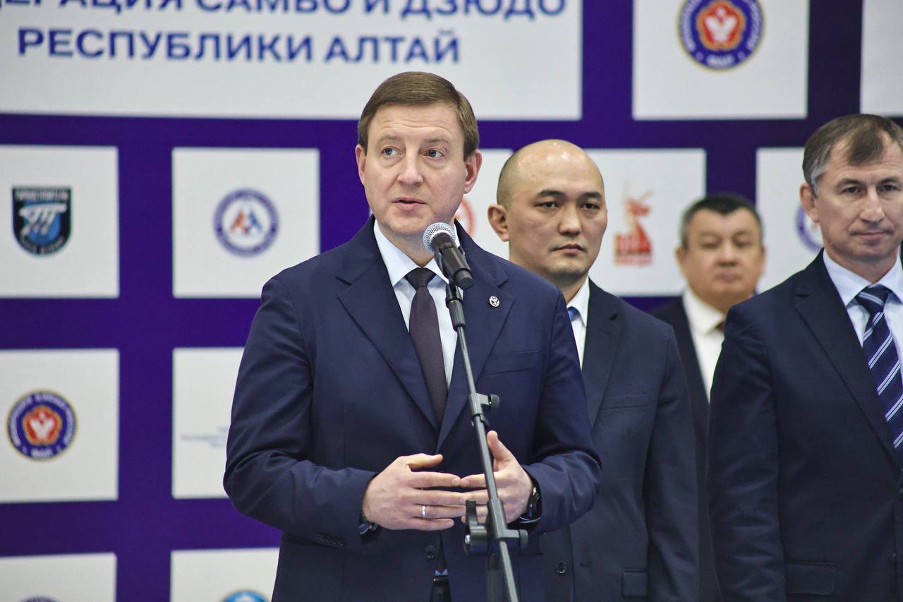 Андрей Турчак: Впервые наша Республика принимает соревнования такого высокого уровня - Первенство и Чемпионат Сибирского федерального округа по самбо Андрей Турчак: Впервые наша Республика принимает соревнования такого высокого уровня - Первенство и Чемпионат Сибирского федерального округа по самбо