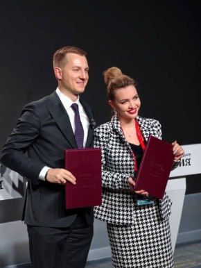 "Россия — страна-цивилизация", "Мировоззрение и ценности", "Честь и доблесть" — это темы, о которых говорили с молодёжью в последние дни на Всероссийском патриотическом форуме в Национальном центре "Россия"