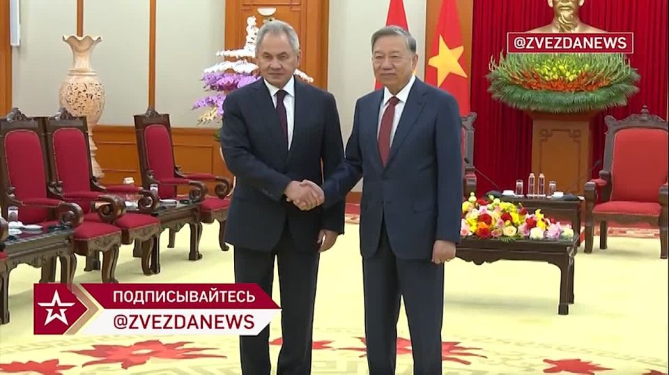 Шойгу передал генсеку компартии Вьетнама горячий дружеский привет от Путина