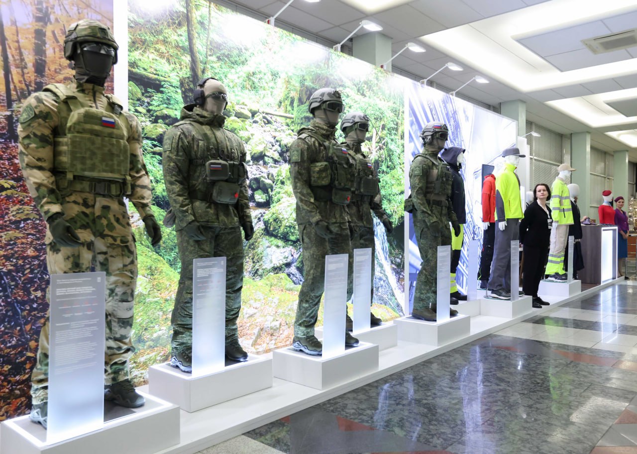 Форма для наших солдат и офицеров должна быть на 100 % отечественной, заявил Председатель ГД Форма для наших солдат и офицеров должна быть на 100 % отечественной, заявил Председатель ГД