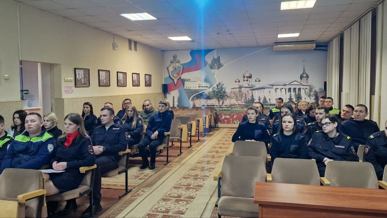 В ЦПП УМВД России по Тульской области прошли мероприятия, посвященные Дню Героев Отечества В ЦПП УМВД России по Тульской области прошли мероприятия, посвященные Дню Героев Отечества